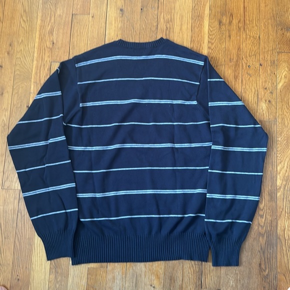 Navy Men’s Sweater in Size Large - Picture 3 of 3